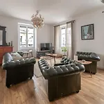 Grande Maison - Maison Ou En Centre *