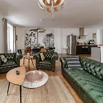Apartment Grande Maison - Maison Ou En Centre