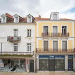 Grande Maison - Maison Ou En Centre