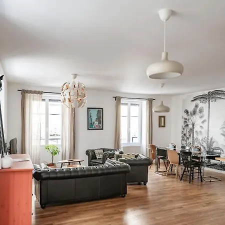 Grande Maison - Maison Ou En Centre