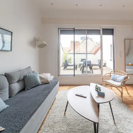 Grande Maison - Maison Ou En Centre *