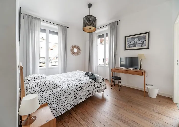 Grande Maison - Maison Ou En Centre Apartament Vichy